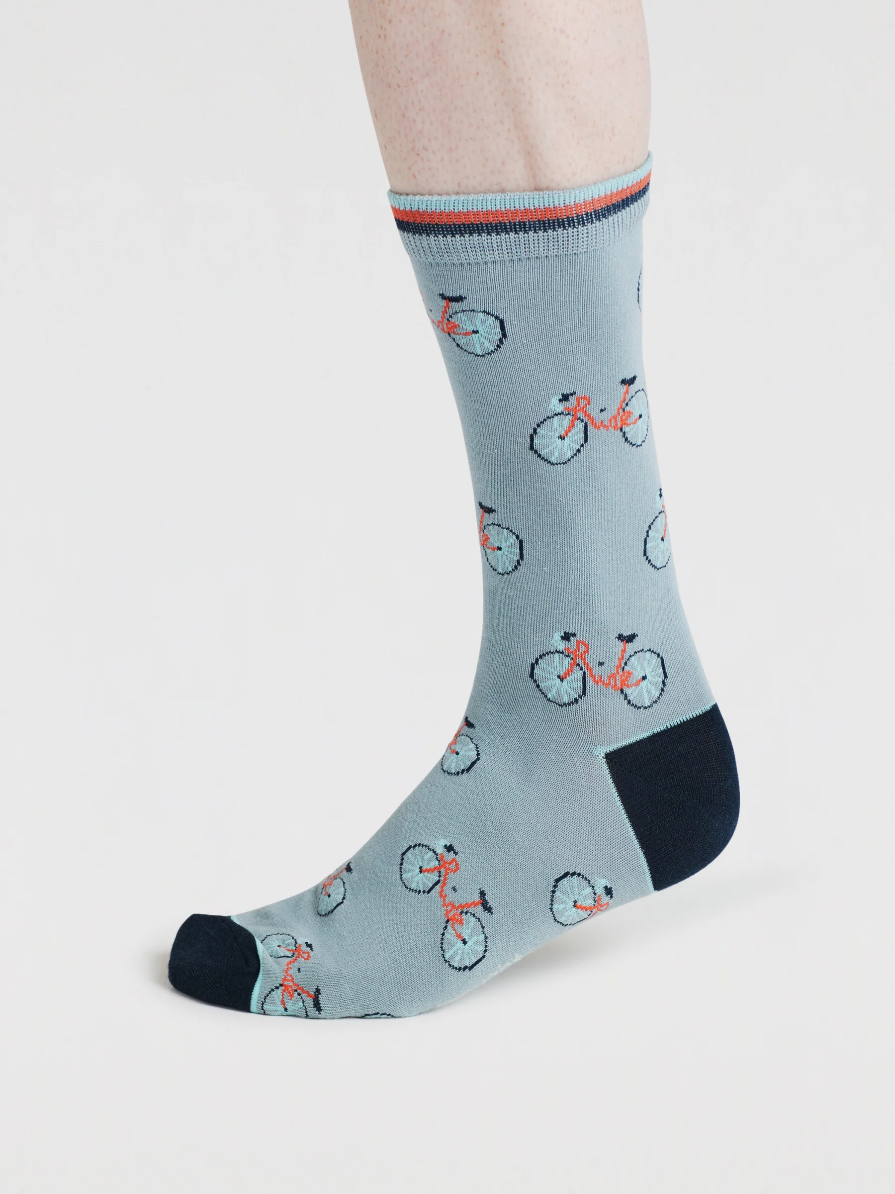 Mens Afon Bicycle Bamboo Socks Gift Bag - Dusty Blue - Flockneti