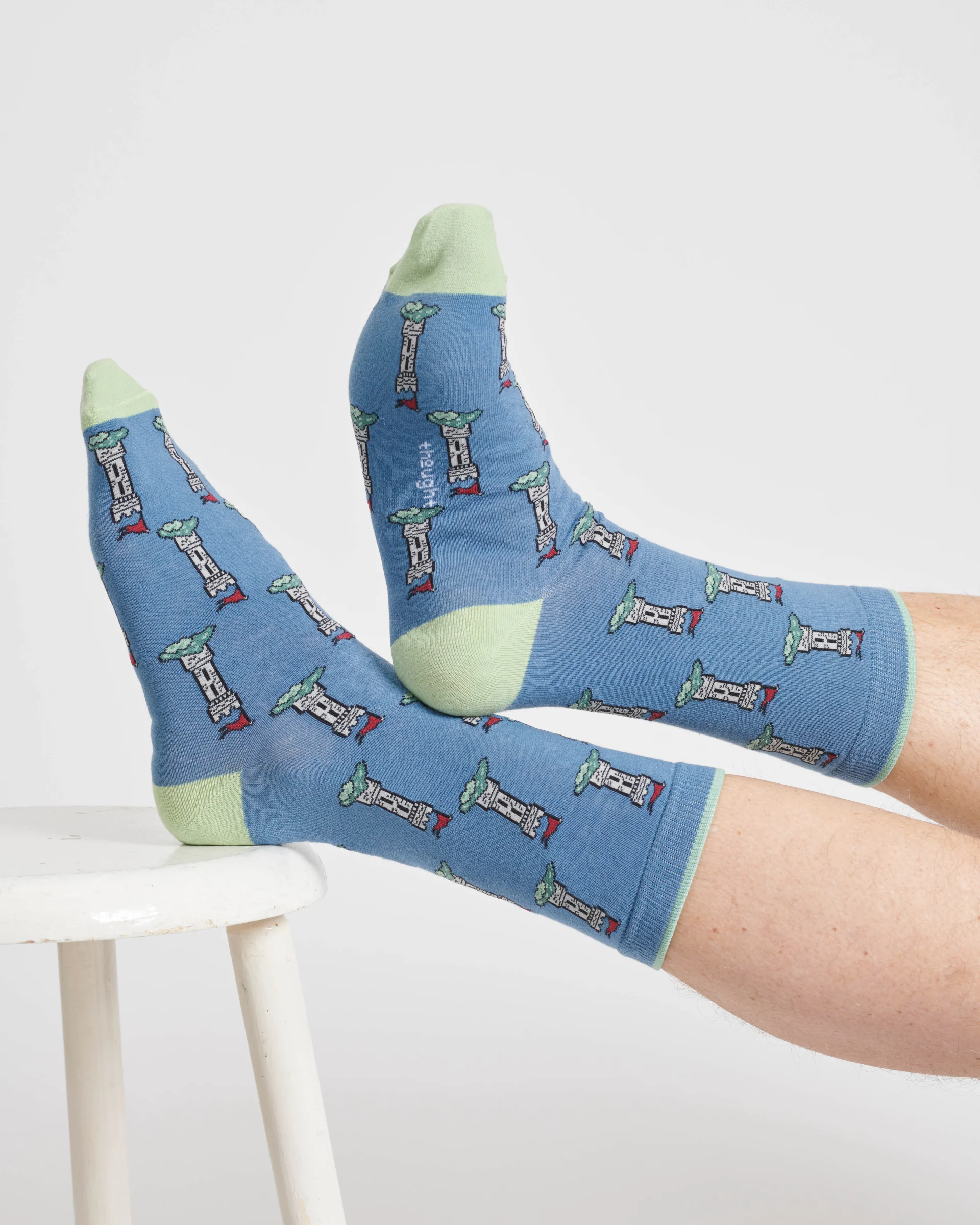 The Explorer Bamboo Gift Box of 4 Socks - Blue/Navy/Burgundy/Grey - Flockneti