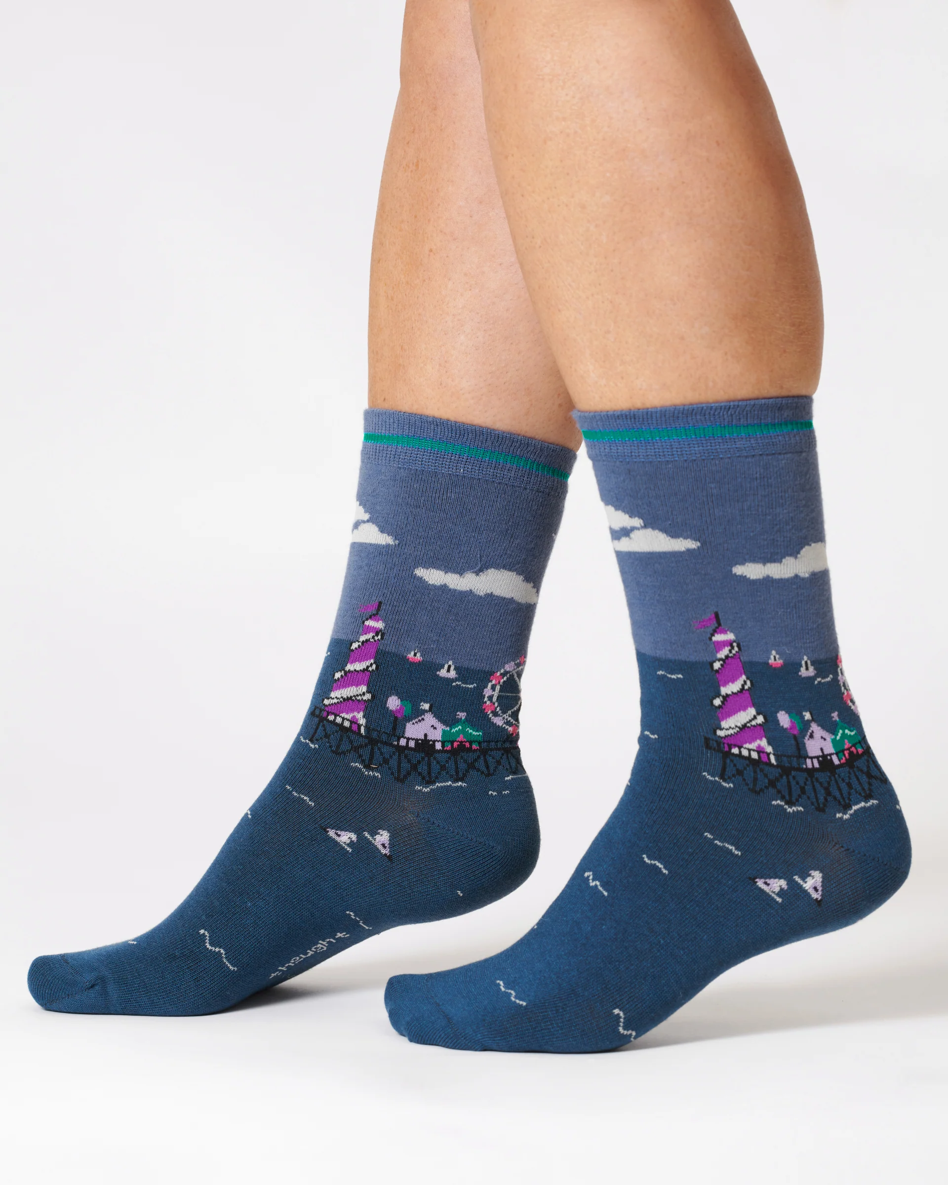 Womens Summer Scene Organic Cotton Socks - Blueberry Seaside Pier - Flockneti