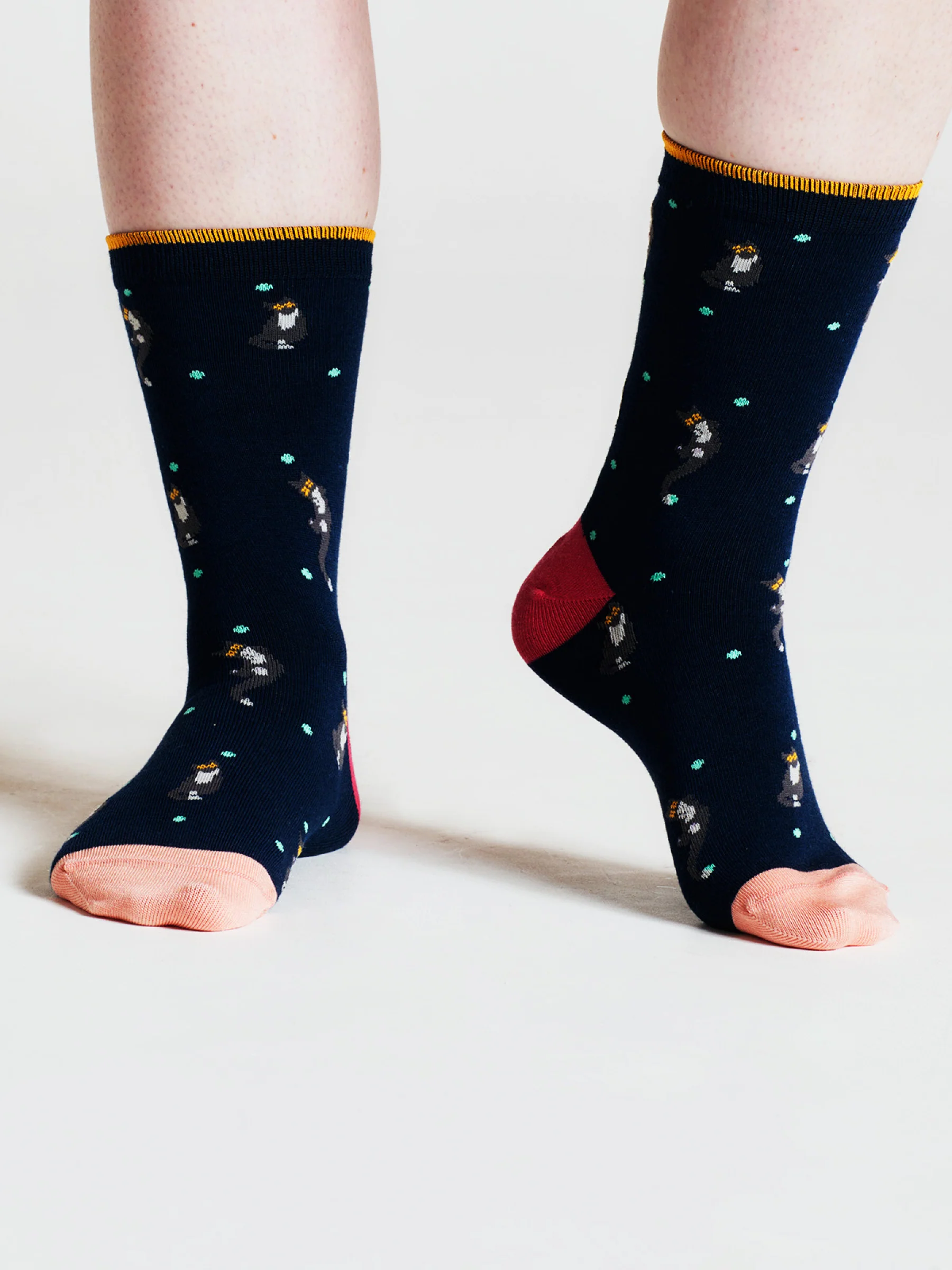 Serafina Cat Bamboo Socks - Navy - Flockneti