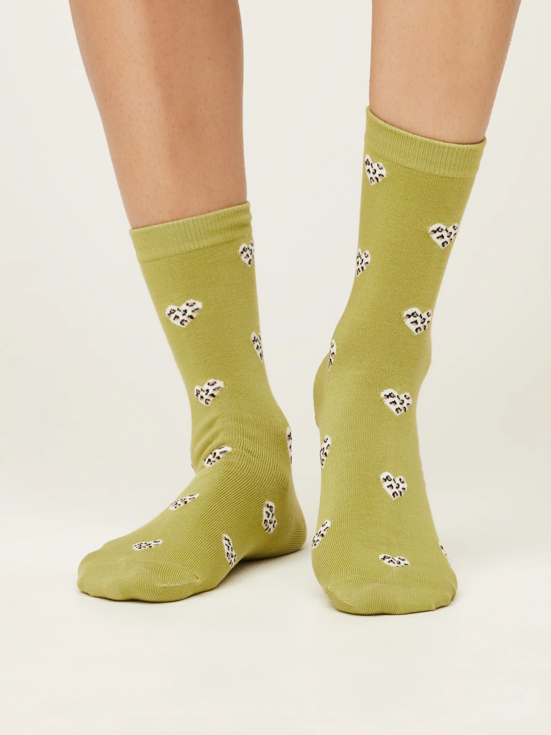 Leopard Heart Socks - Pea Green - Flockneti