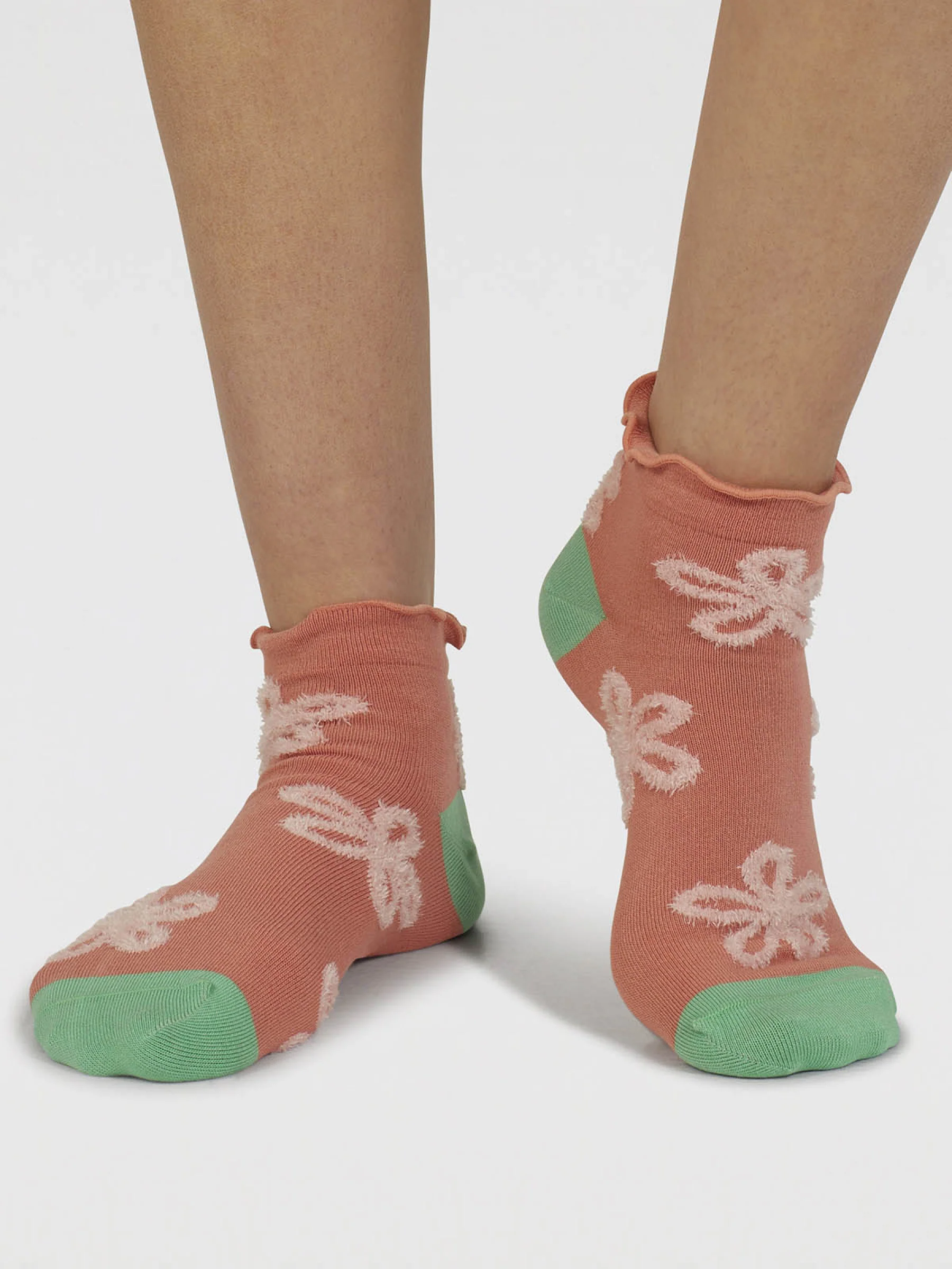 Daisee Textured Flower Bamboo Ankle Socks - Coral Orange - Flockneti