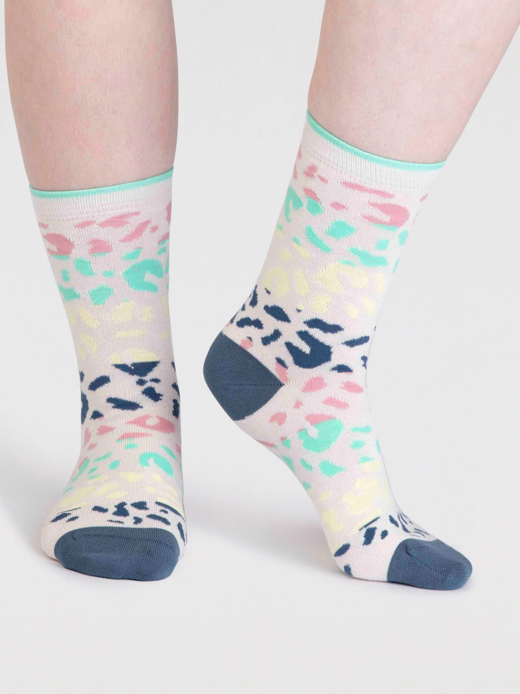 Alba Bamboo Abstract Pack Of Socks - Multi - Flockneti