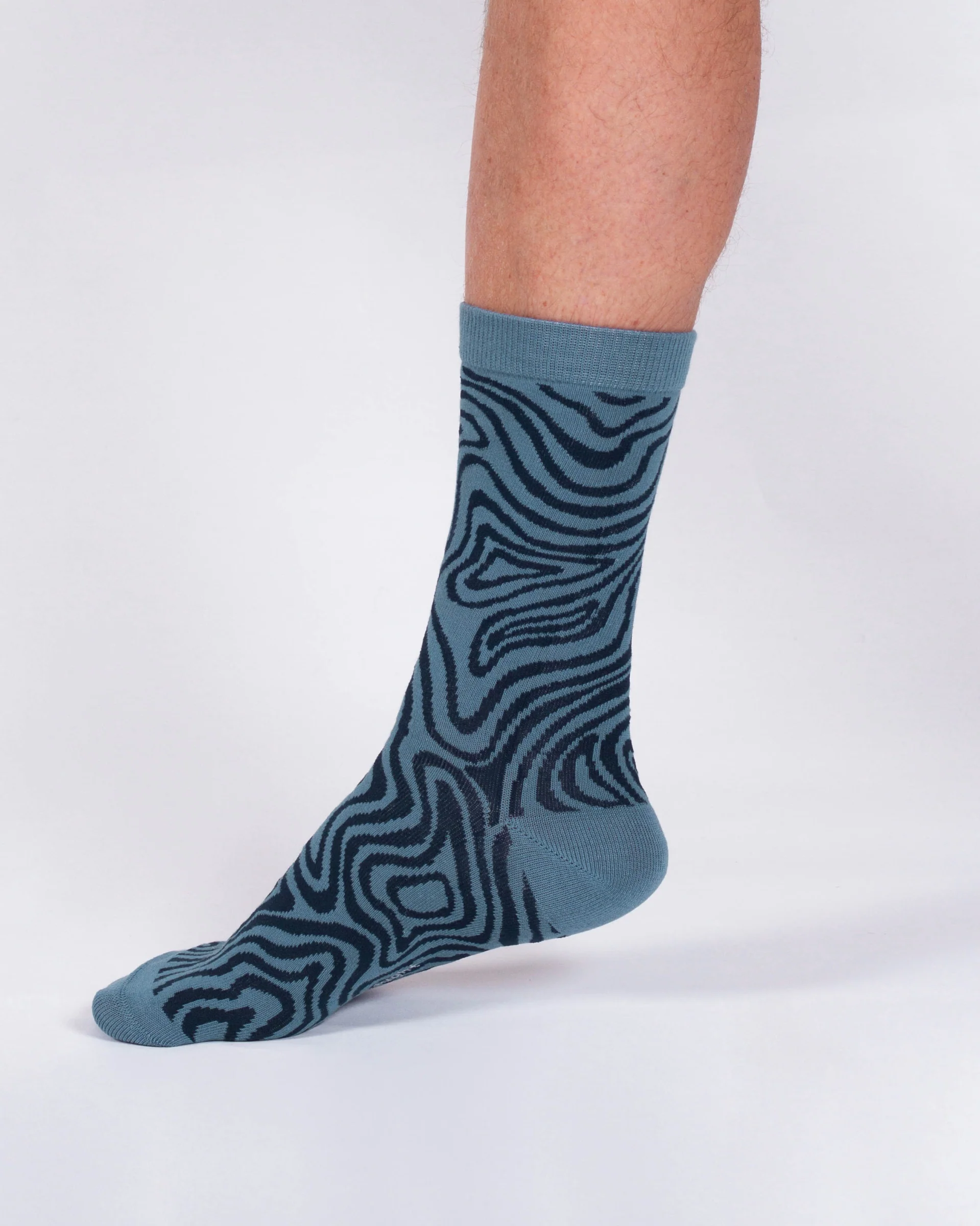 Abstract Bamboo Crew Socks - Blue/Navy Wave - Flockneti
