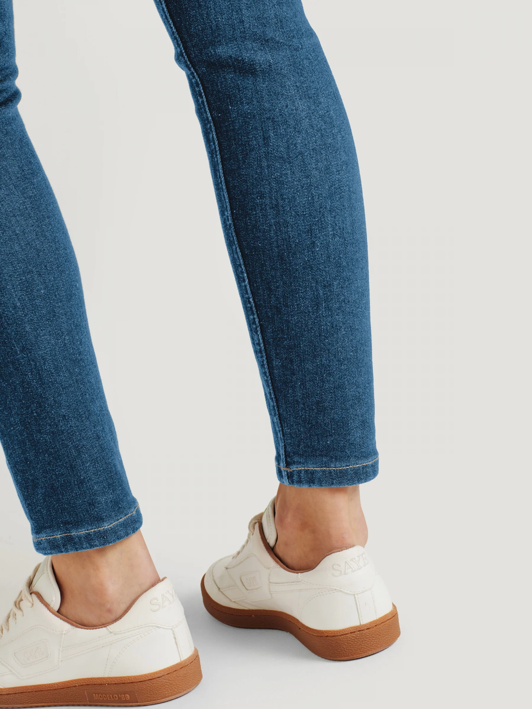 Essential Organic Cotton Skinny Jeans - Mid Blue - Flockneti