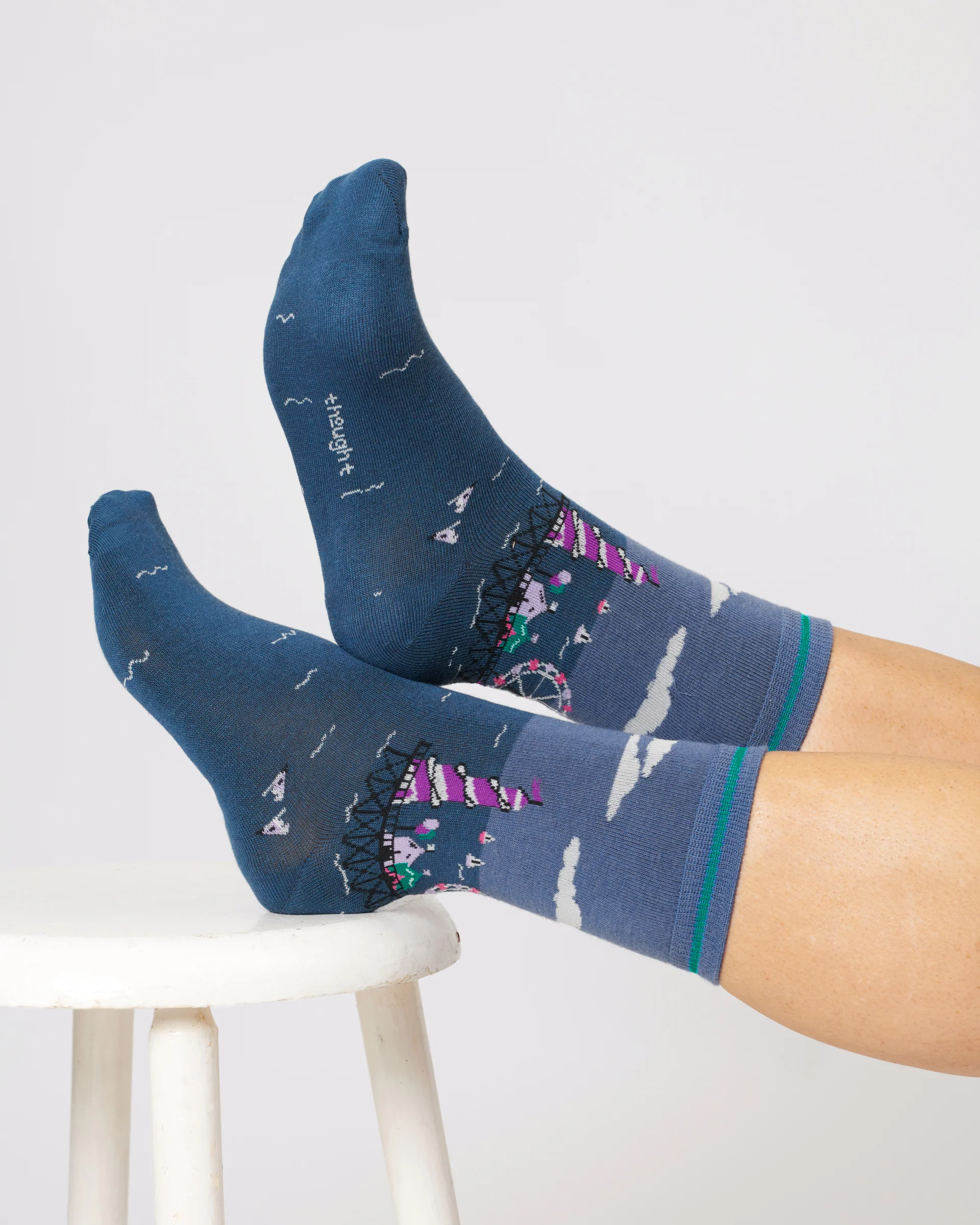Womens Summer Scene Organic Cotton Socks - Blueberry Seaside Pier - Flockneti