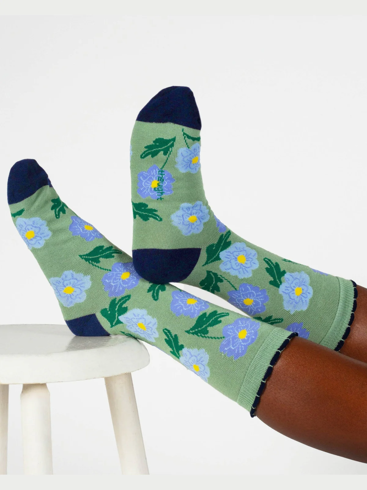Womens November Birth Flower Sock - Chrysanthemum - Flockneti