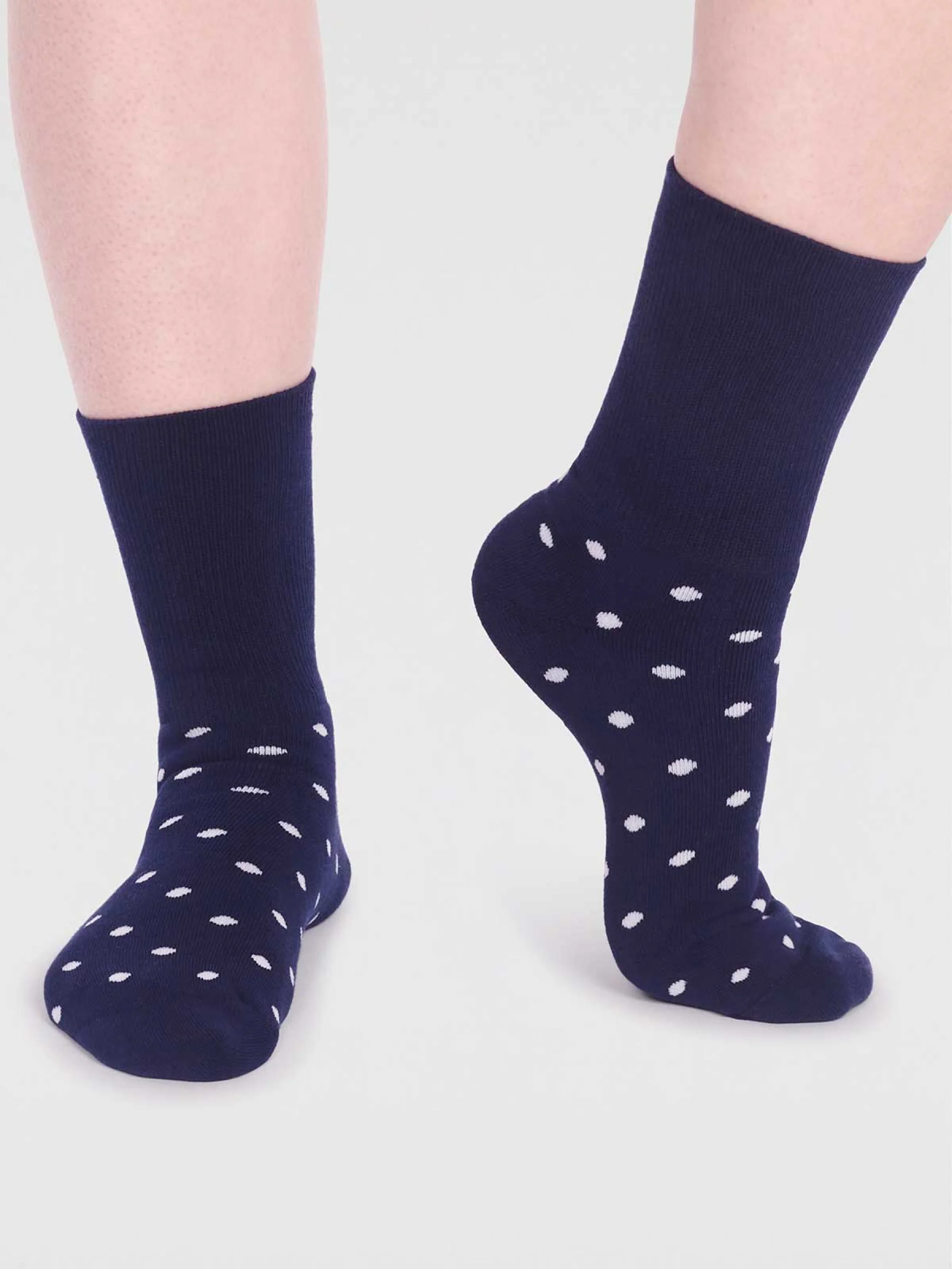 Amara Organic Cotton Spot Walker Socks - Navy - Flockneti