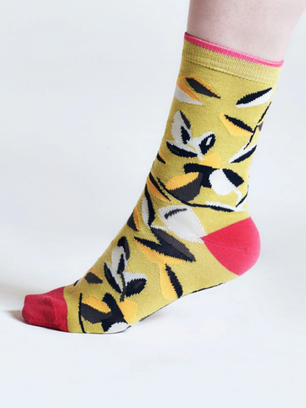 Isabel Floral Bamboo Socks - Sage Green - Flockneti